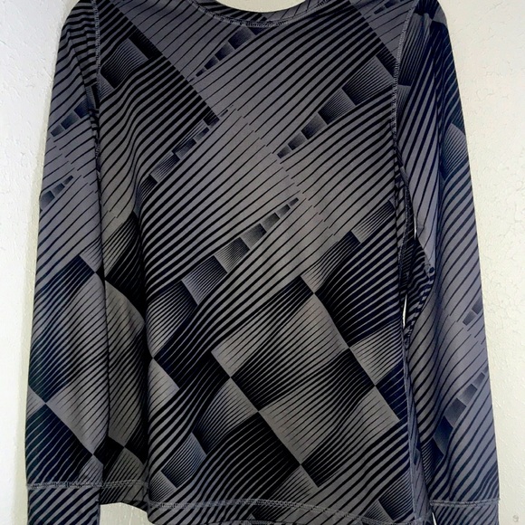 tek gear Other - Men’s Tek Gear WARMTEK Gray/Black Abstract long sleeve tee -Sz M